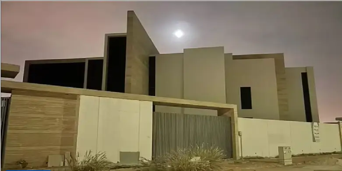 نمای بیرونی خانه رونالدو