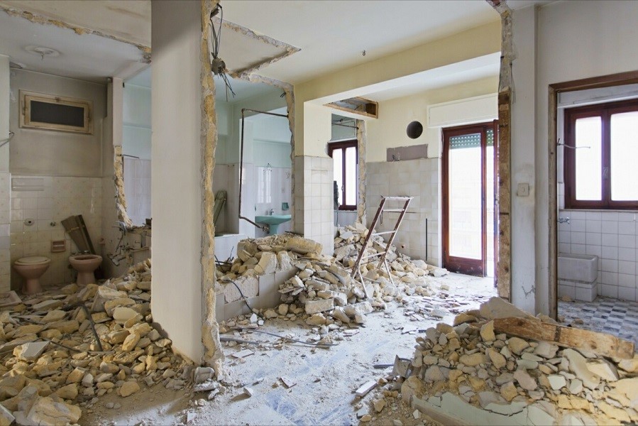 تخریب ساختمان